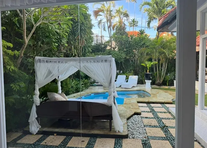 White Sands Private Villa *